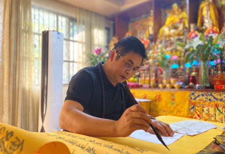 广东省姜氏中医医学研究院：创新研发空间调整药香同源香疗技术，调治皮肤病