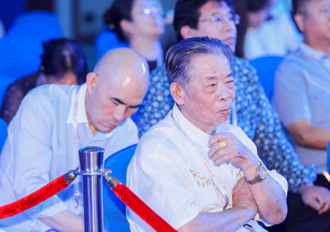 军地师团级名医李救民